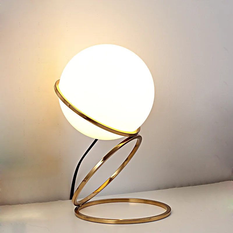 Modern Desk Lamp Bedroom Bedside Nordic Girls Home Warm Decoration Living Room Creative Marriage Network Red Light lampe boule