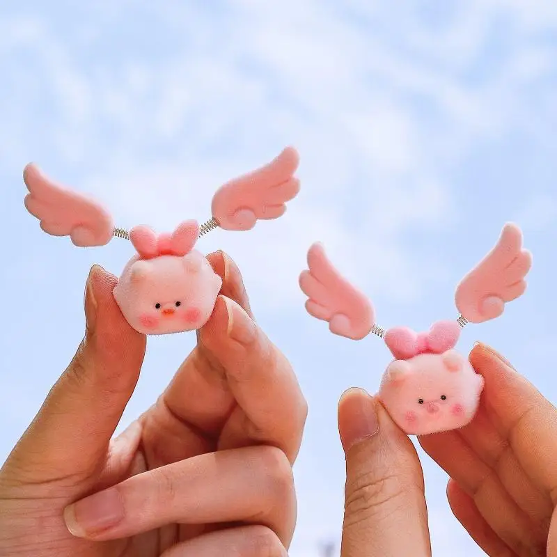 1 Pcs Cute Fluffy Pig Car Ornaments With Shaking Pink Wings Perfect For Dashboard Office Desk Decor