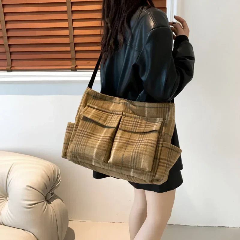 Plaid Colorblock Fashion Woolen Shoulder Bag Large Capacity Casual Tote Handbag 2024 Hot Sale Bags for Women Bolsas Femininas