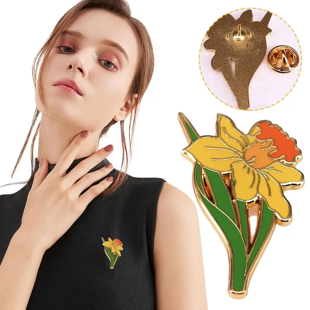 Daffodil Flower Brooch Pin Enamel Badge Creative Bag Brooch Clothing Romantic Jewelry Gift Pins Floral Lapel Pin Decorative U7F1