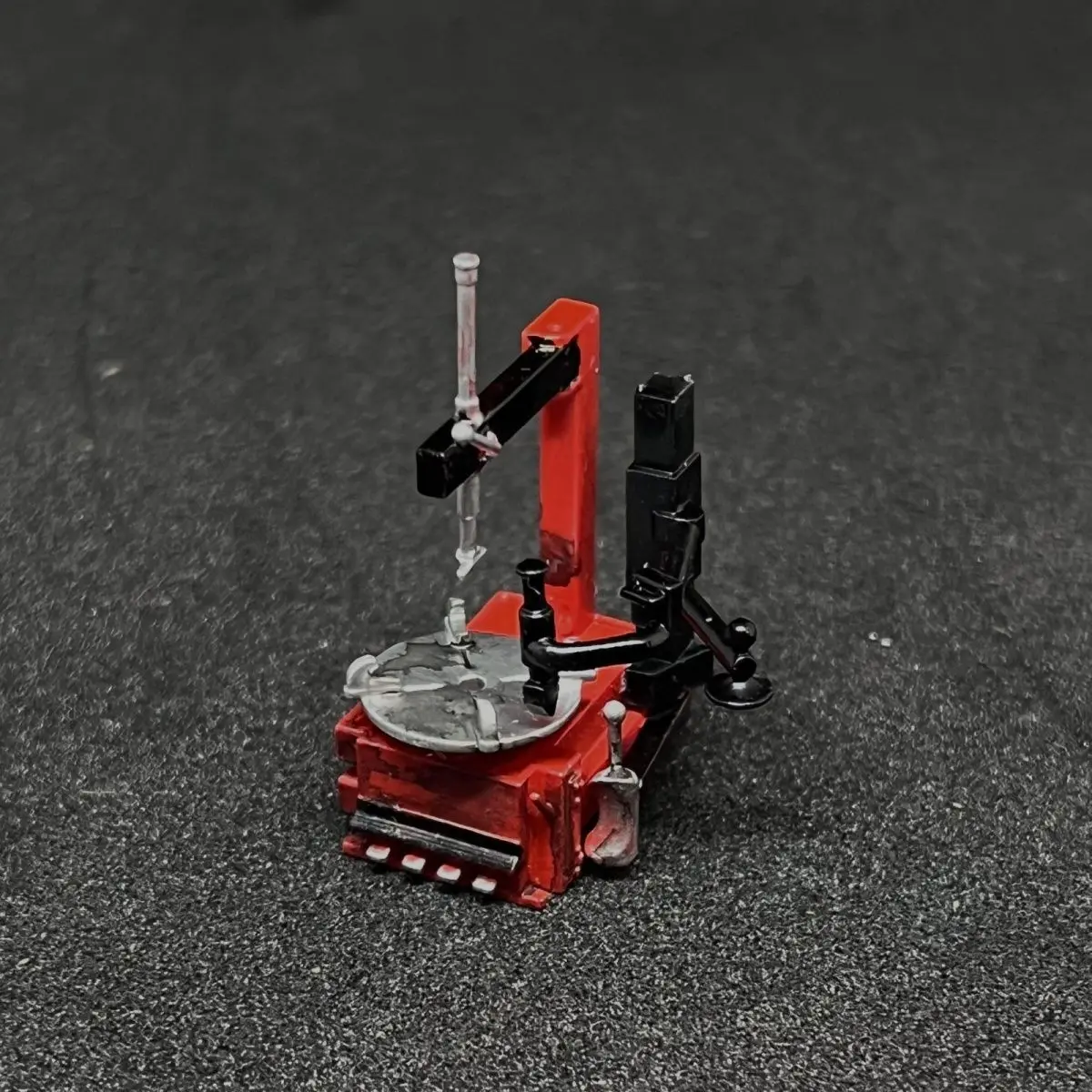 1/64 Tire Remover Wheel Balancer Alignment Machine Display Piece Model Car Repair Shop Diorama Scraper