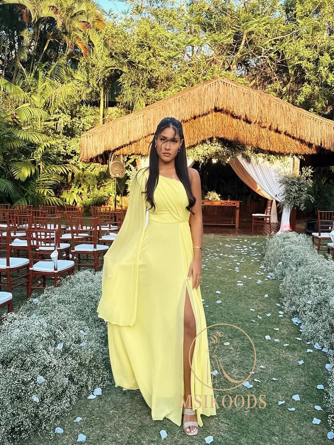 มิสกู๊ดส์ชุดราตรีสีเหลือง ชุดเดรสไหล่เดียวผ่าข้าง ผ้าชีฟอง ชุดงานแต่งงาน ชุดวันเกิดผู้หญิง ชุดออกงาน ชุดราตรีสั่งตัดได้