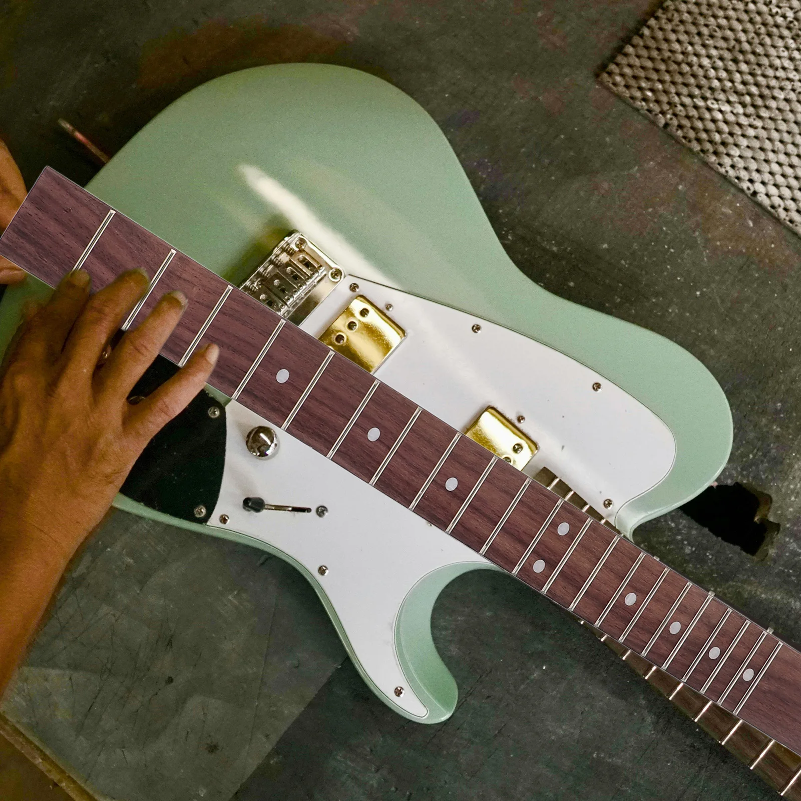 

Electric Guitar Fretboard Fingerboard Replacement Guards Plate Handle Fingerboards Accessories Black Part Man