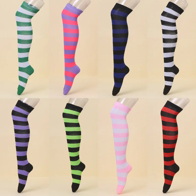 الرياضة غامض طاقم رياضي فستان عيد الميلاد هالوين مخطط الفخذ العليا جورب اليابانية مخطط الركبة عالية النساء بالجملة B7W173