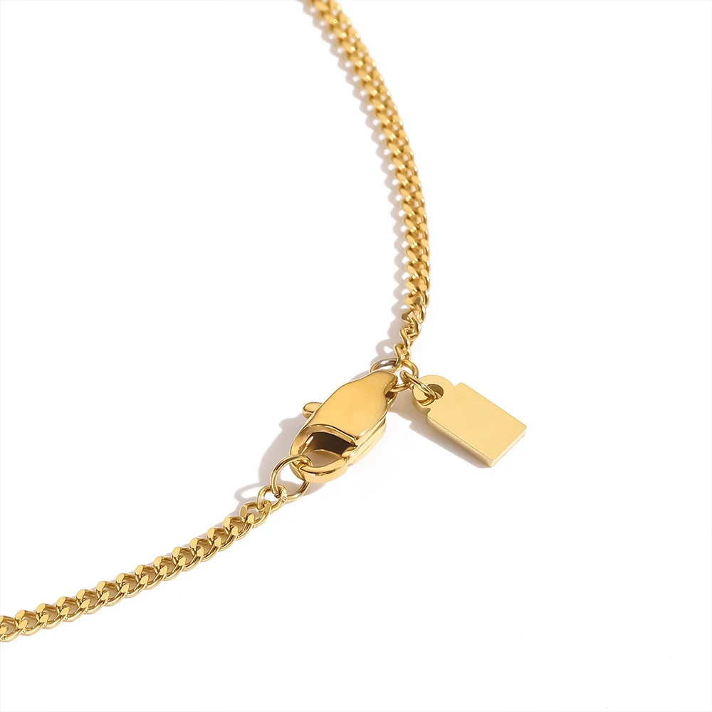 eManco Men\'s hip hop Cuban chain  Europe and the United States titanium steel does not lose color Necklace Personalized Jewelry