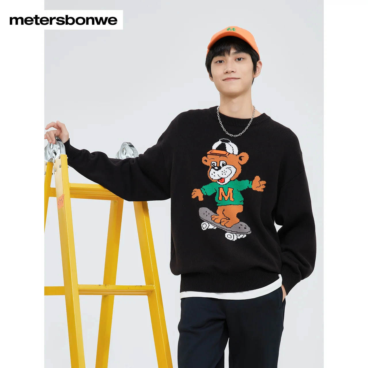 Metersbonwe-Men's Soft Loose Sweater Jumper Round-Neck Cartoon Jacquard Long-Sleeved Pullover Fashionable Stylish Winter