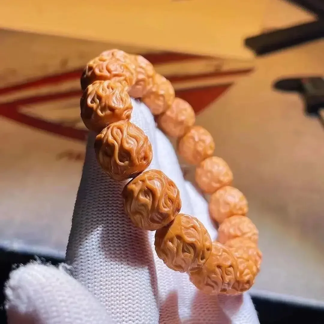 

2025 Dragon Beard Hericium Tuhao Handstring Low Pack Original Seed Pile Pumpkin Walnut Wen Play Buddha Beads Bracelets Rosary