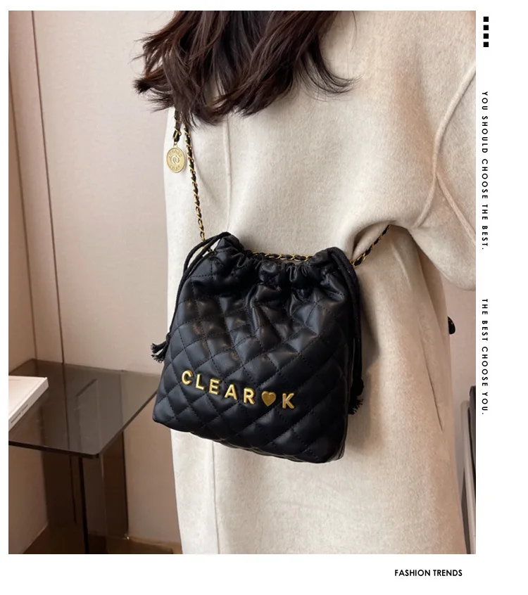 Fashion Women 2022 New Designer Luxury Rhombus Chain Shoulder Underarm Bag Advanced Texture Slung Bucket Bag