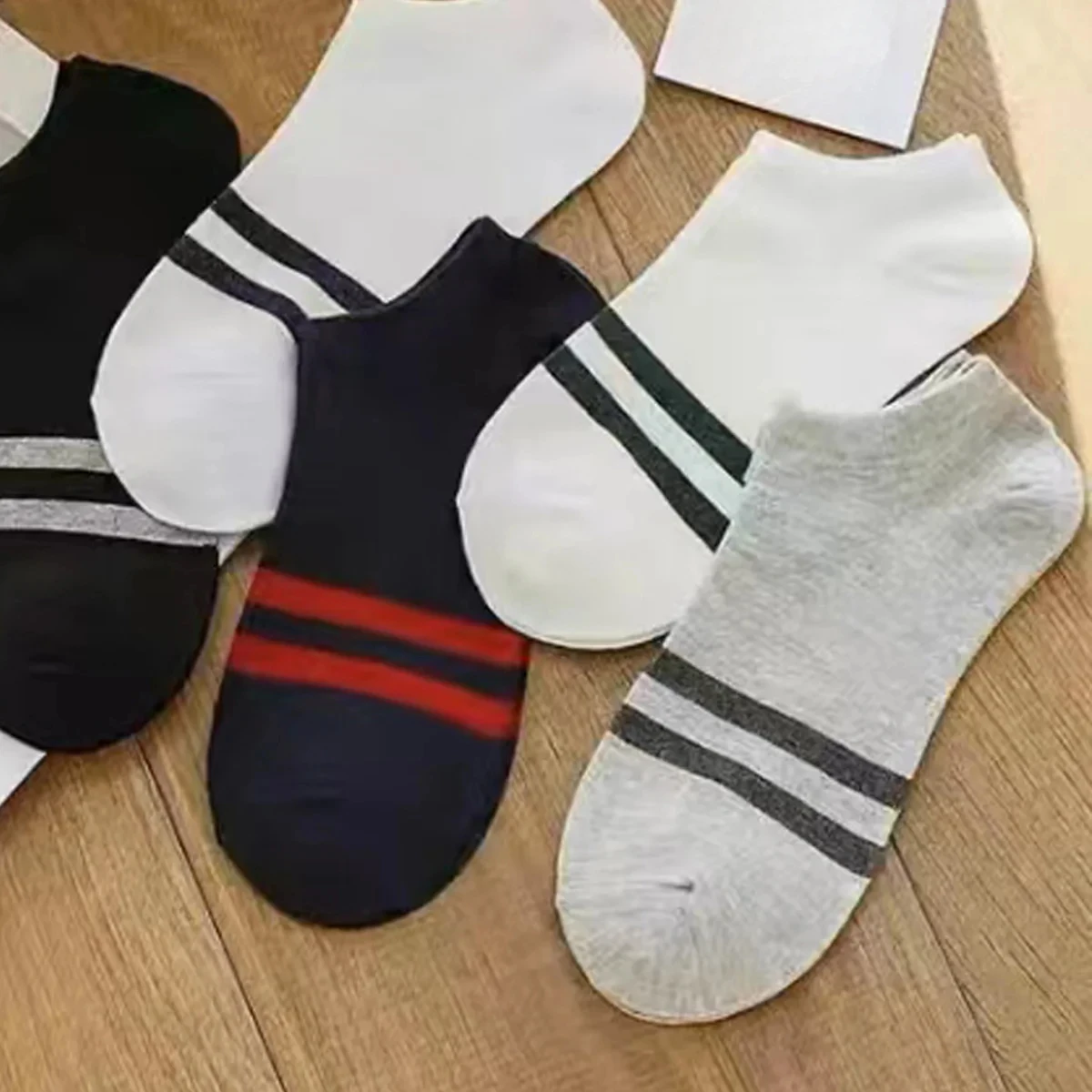 

5 Pairs of Men's Parallel Bars Boat Socks