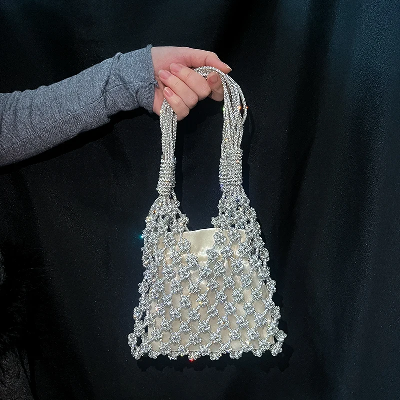 

2026 temperament bright diamond woven hollow handmade woven bag, banquet bag, handbag, high-end women's bag