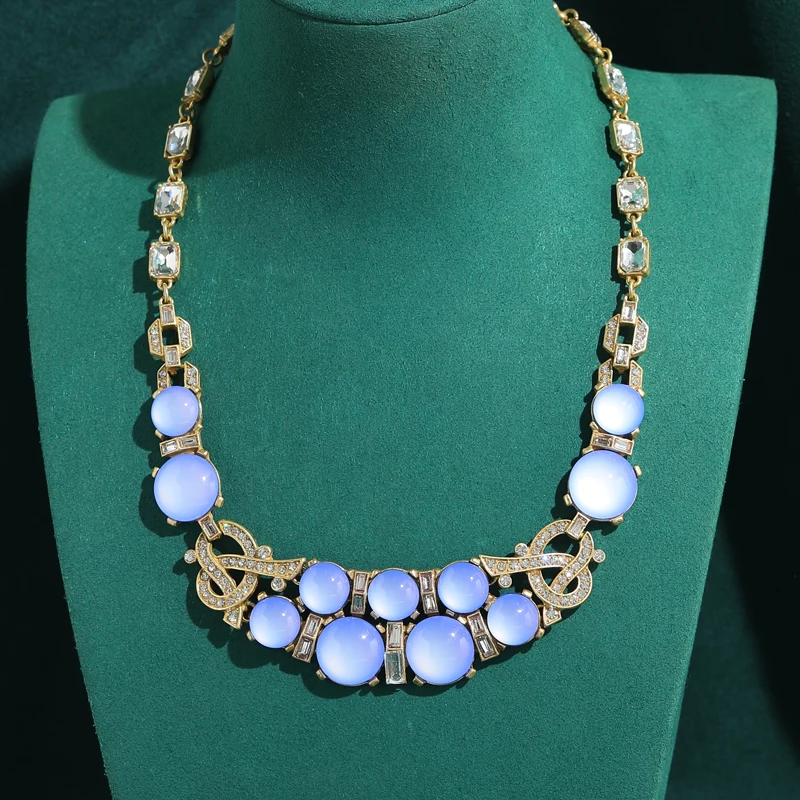 

Vintage Glass Gradient Blue Choker Necklace Antique Gold Plated Hollow Women Zircon Classic Elegant Retro Luxury Jewelry Quality