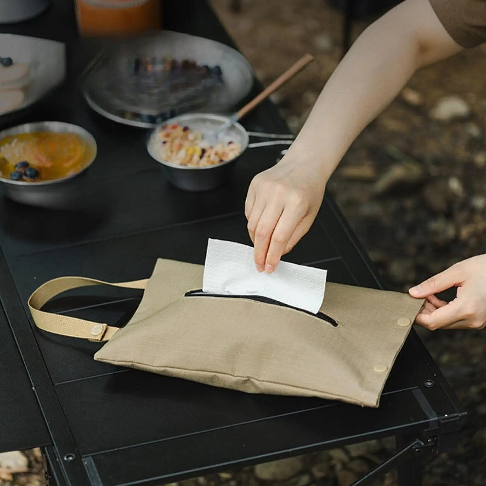 Oxford Cloth Tissue Storage Bag Camping Paper Towel Carrier with Handle for Camping Accessories Outdoor Use