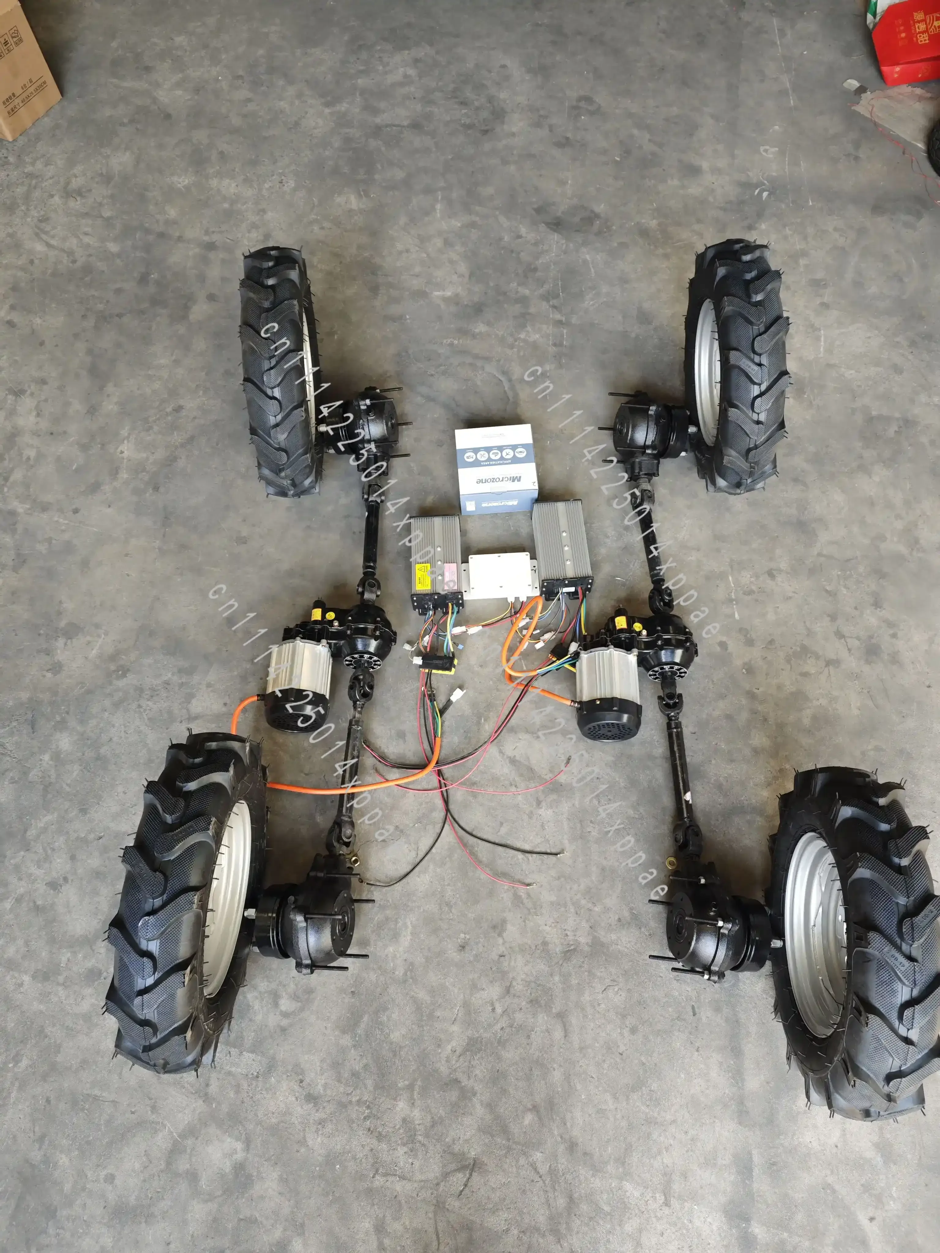 Four-wheel Drive, Dual Motor Drive All-terrain Vehicle Drive Assembly
