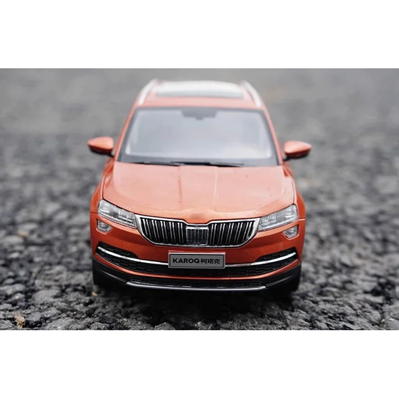 Diecast 1:18 Scale Original KAROQ Alloy Car Model Finished Product Simulation Toys Collection Gifts Static Model Display