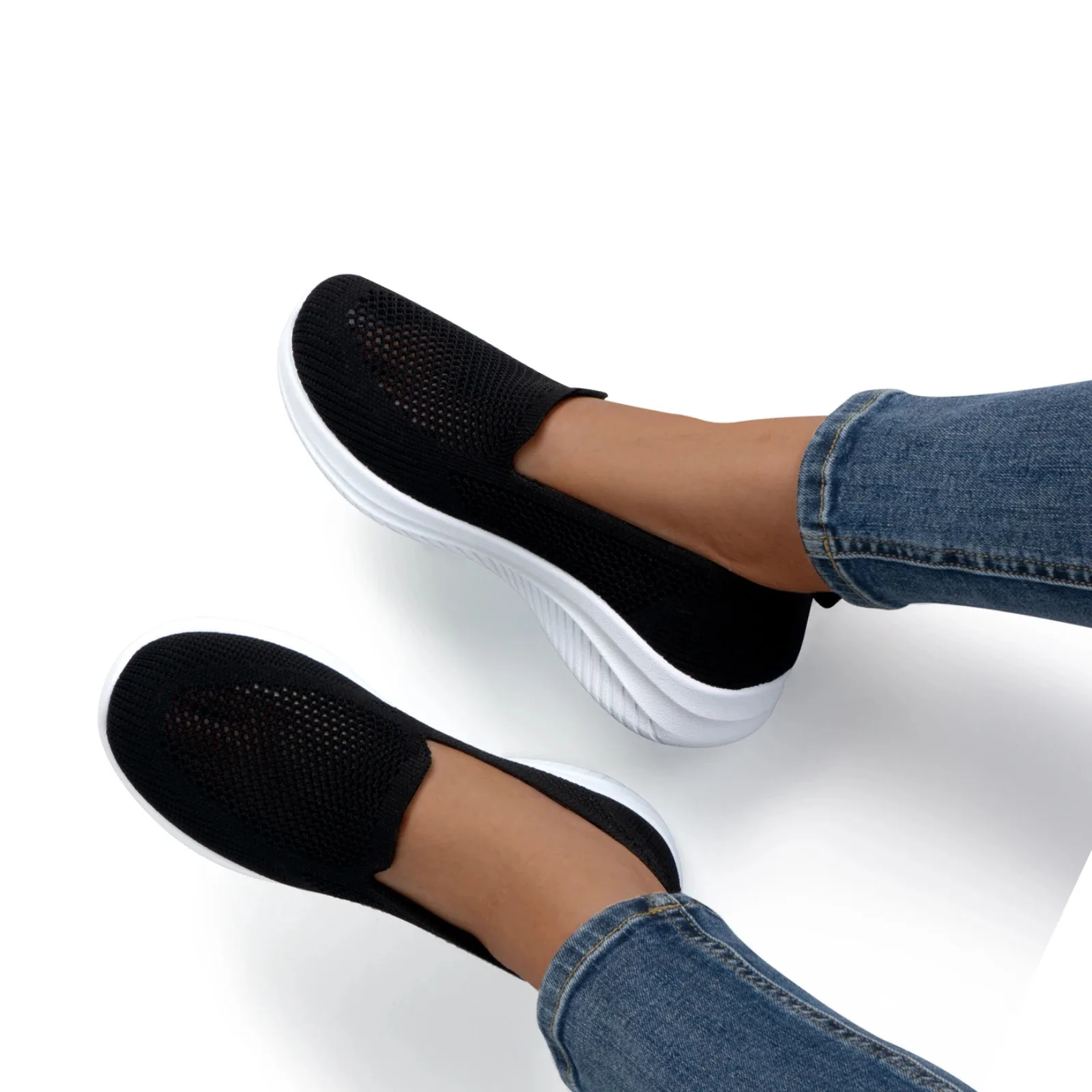 Women Mesh Flat Sneakers Non-Slip Walking Shoes Breathable Summer Autumn Lightweight Running Sneakers Ladies Air Cushion Shoes