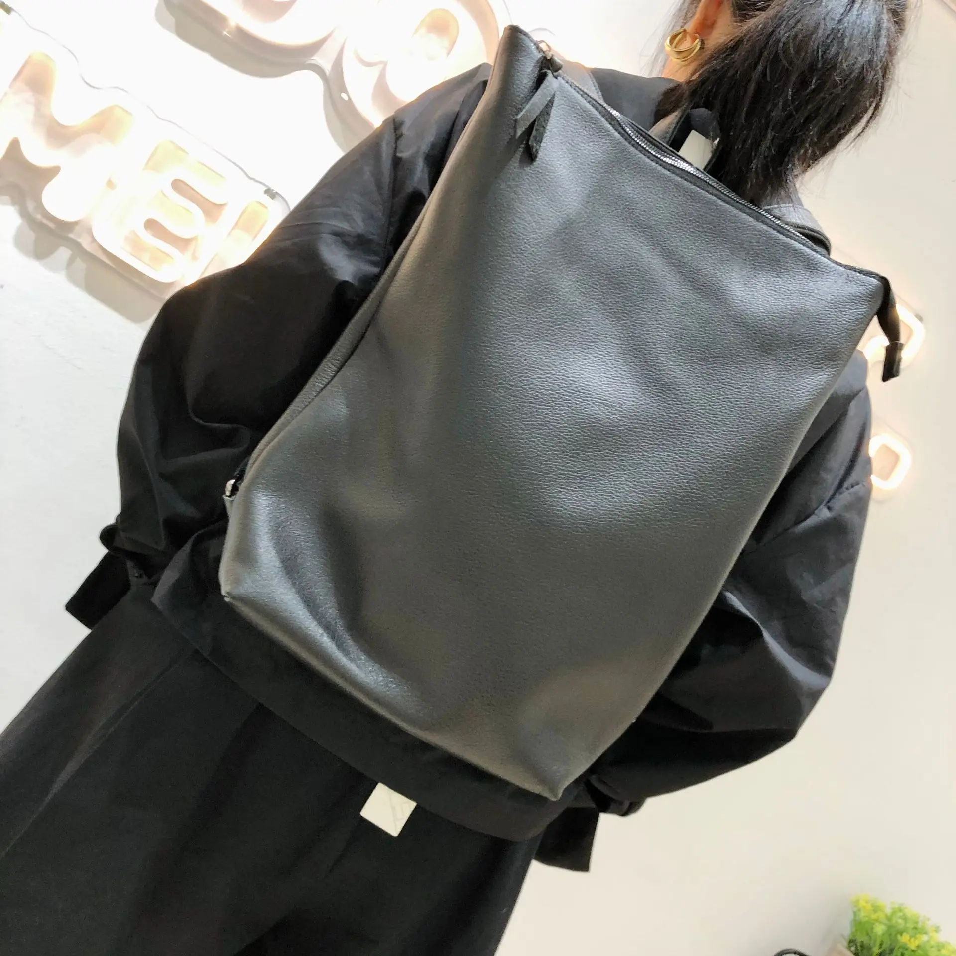 Women Leather Backpacks black Multi-purpose Dual-use womens backpack black Soft Leather Casual Daypacks Travel Ladies Bagpack