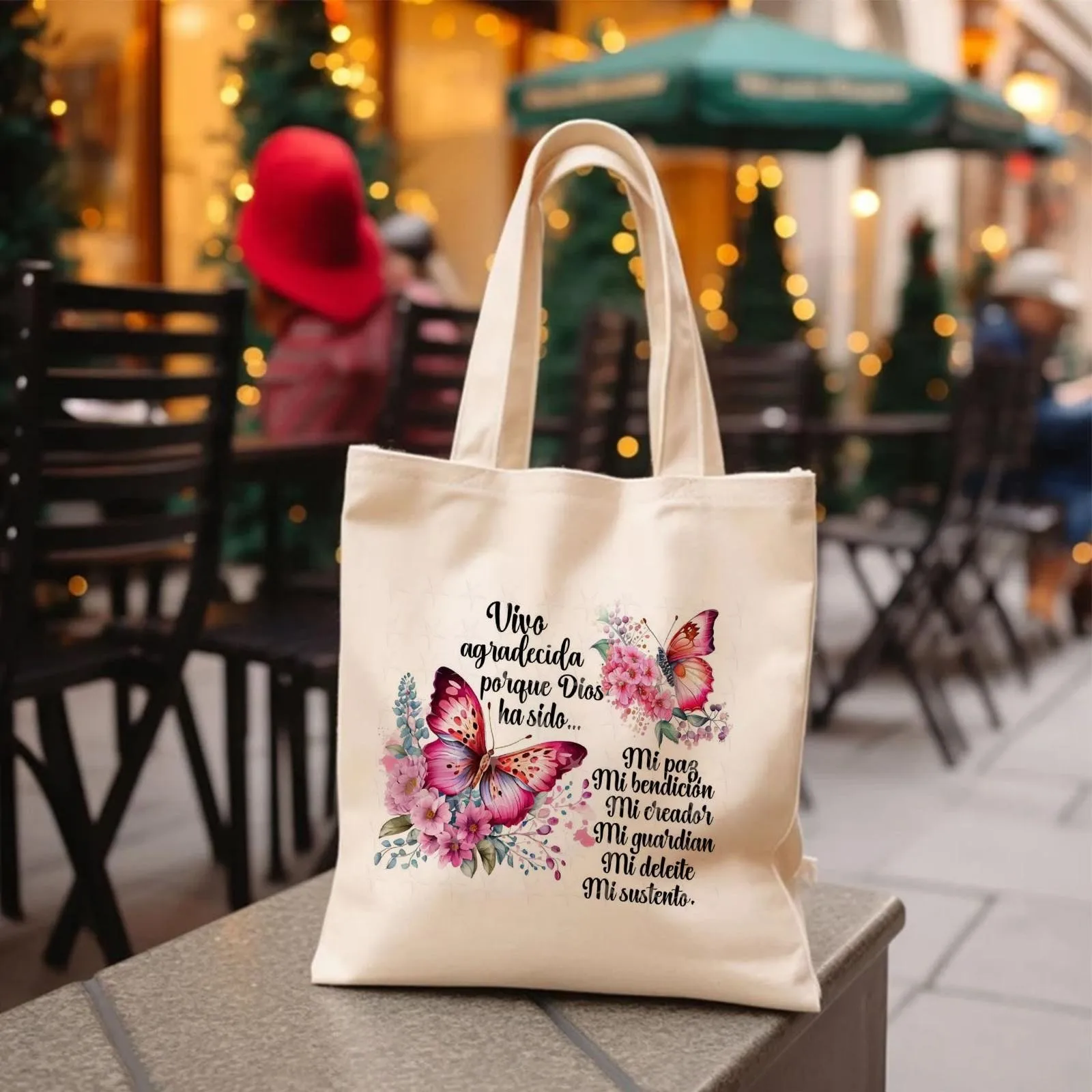 

A Single-Shoulder Canvas Bag for Women, Featuring a One-Sided Design with a Large Capacity, Adorned with Floral And Butterfly Pr