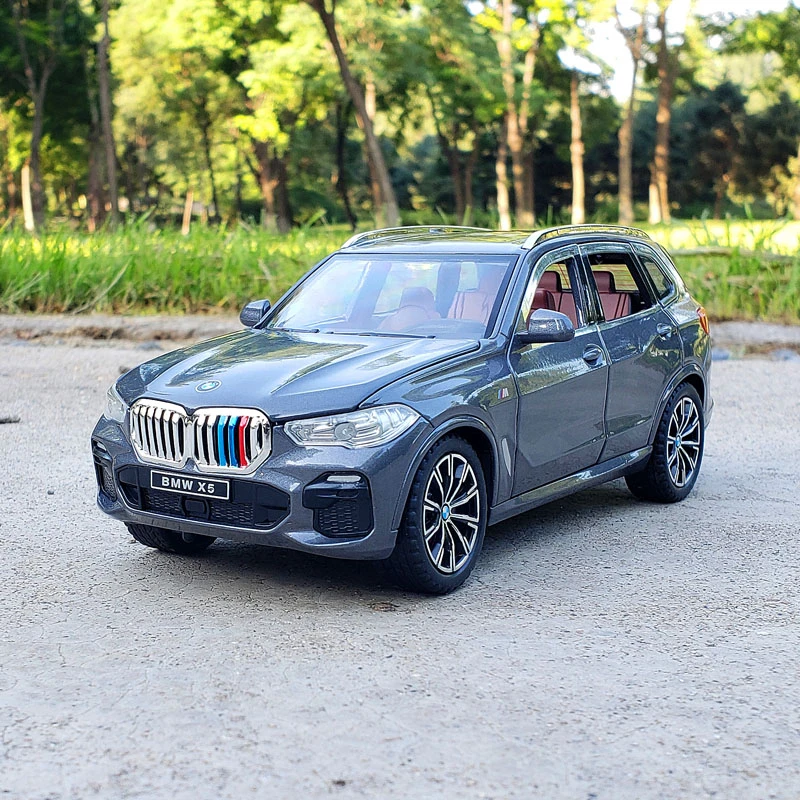 1:24 BMW X5 Alloy Model Car SUV Collectible Toy Car Miniature Alloy Diecast Scale car Model Sound & Light Toys For Kid Gift A490