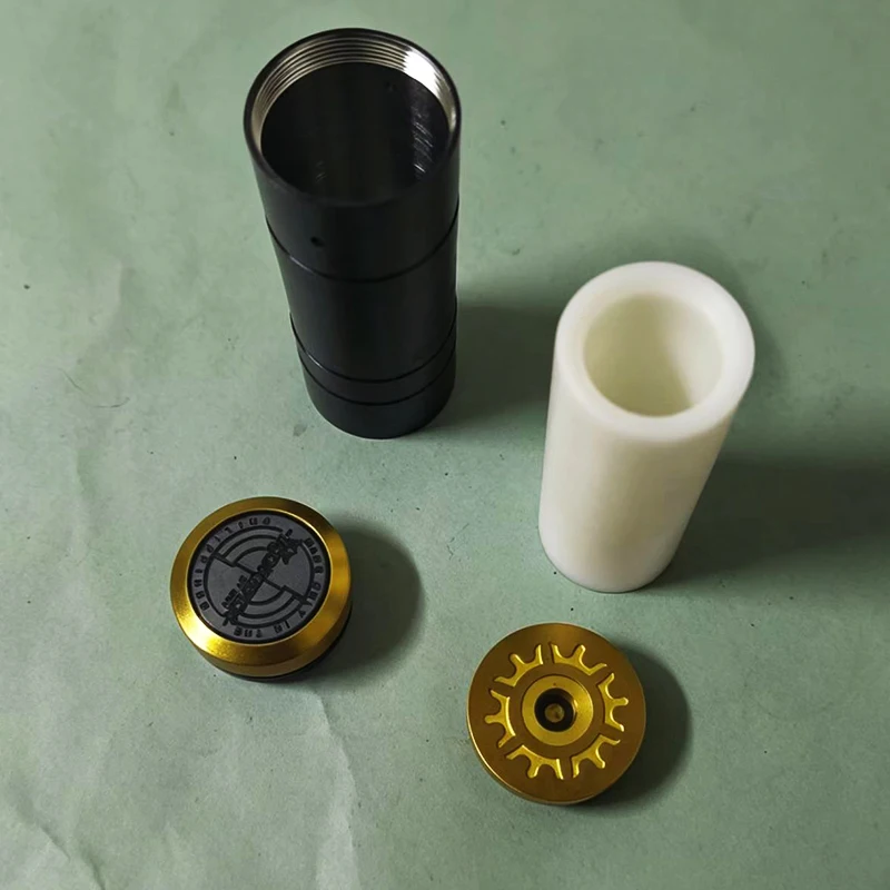 Masterpiece THE kingpin mech mod, herhangi bir 26650 18650 pil için uygundur 30mm Cam Tüp Geniş bakır negatif pin Dekoratif aksesuarlar
