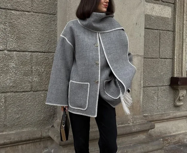 

2025 Autumn Winter Latest U-Shape Collar Loose Fit Woolen Coat Comes with Tassel Scarf for Women Winter Jacket Woman