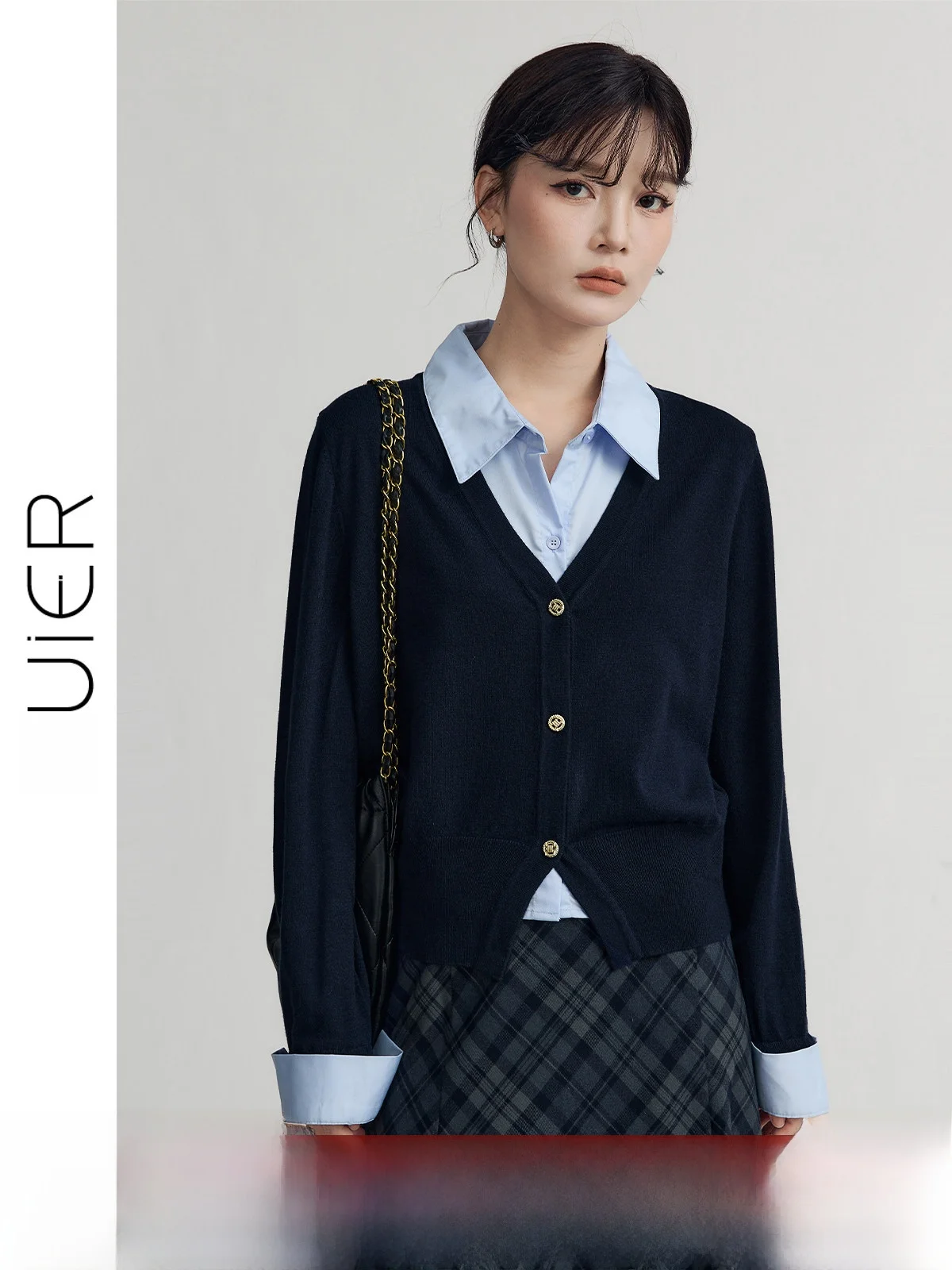 

Guier Knitted Neck Short Cardigan Women's Fashion College Style Patchwork Fake Two-Piece Long Sleeve Autumn New Arrival
