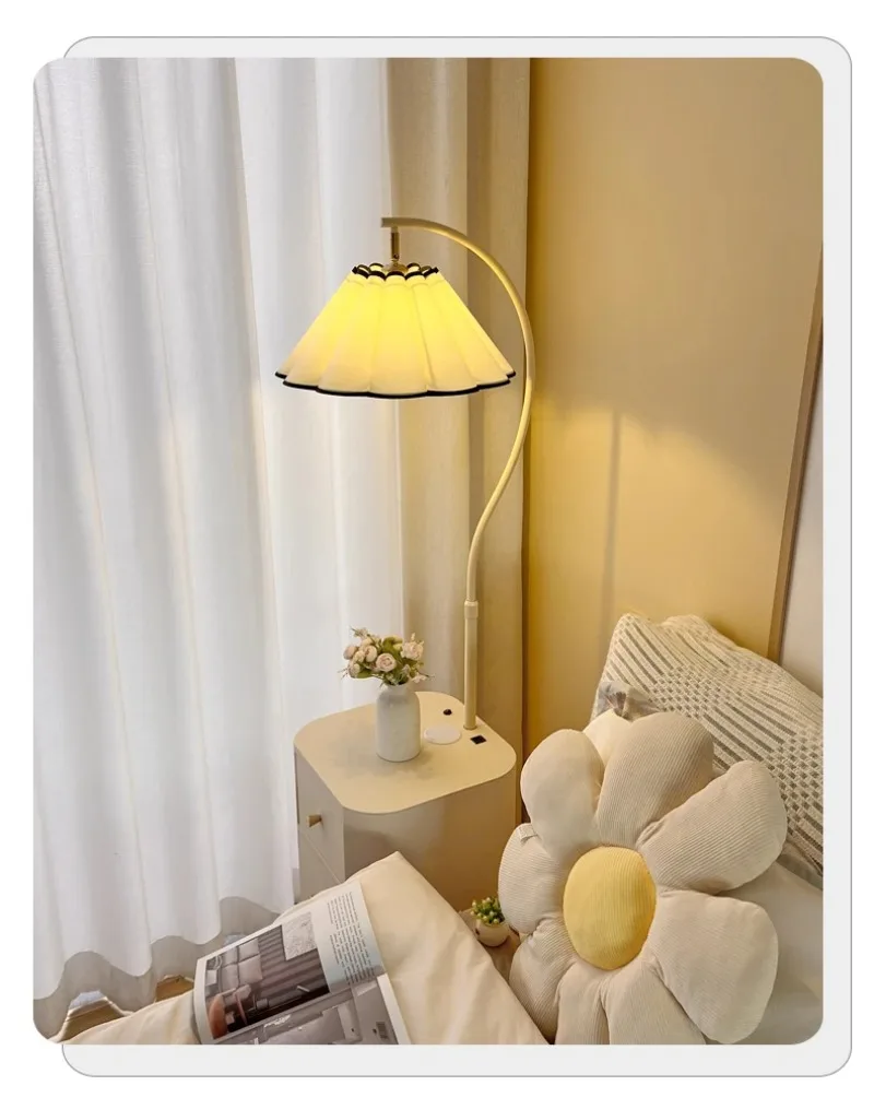 

Cream wind, floor lamp, bedside table