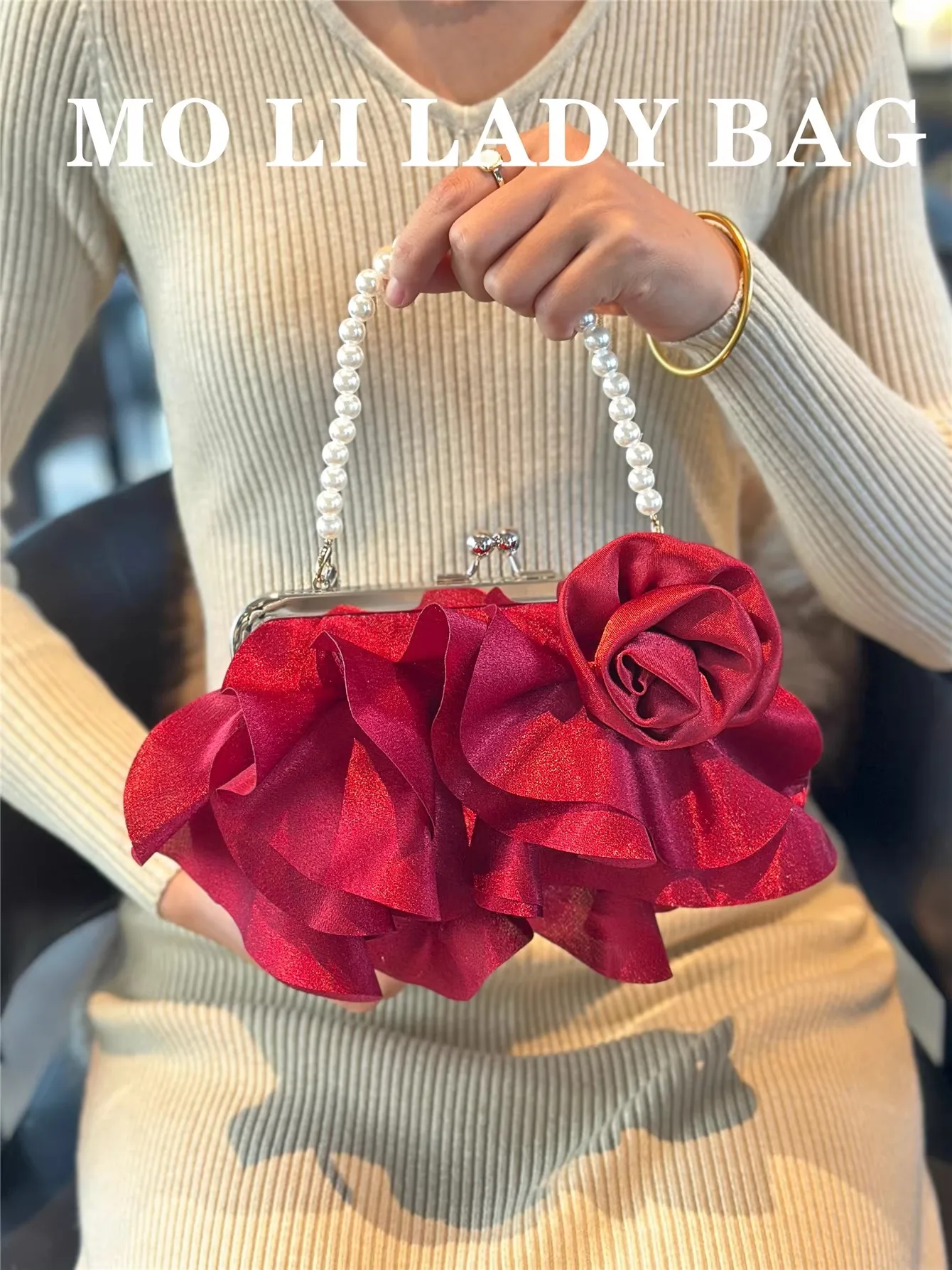 

Роскошная атласная сумочка-клатч с цветочным узором, модная женская сумка с аппликациями, для свадьбы, вечеринки, банкета, женская сумка через плечо