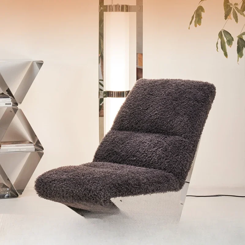 Kursi santai beludru mewah yang ringan