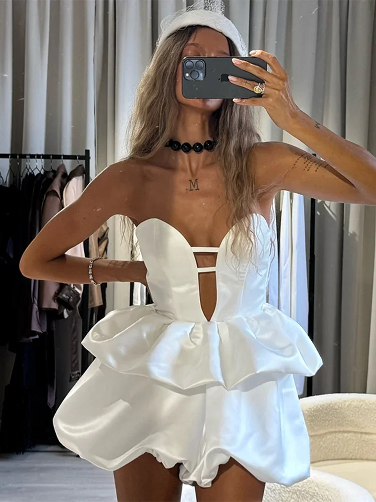 

Chic Solid Floral Ruffle Strapless Top Sexy Off-shoulder Hollow Waist Cinching Satin Blouse 2026 Lady Party Street Tops