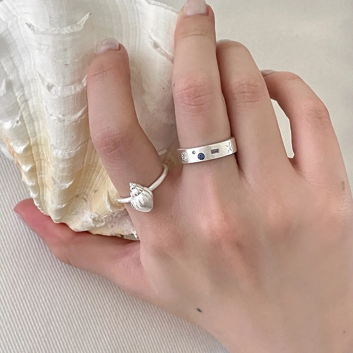 خواتم من الفضة الإسترليني عيار 925 للنساء خاتم عتيق مصنوع يدويًا قابل للتعديل من الحجر الأزرق هدية بيجو للسيدات