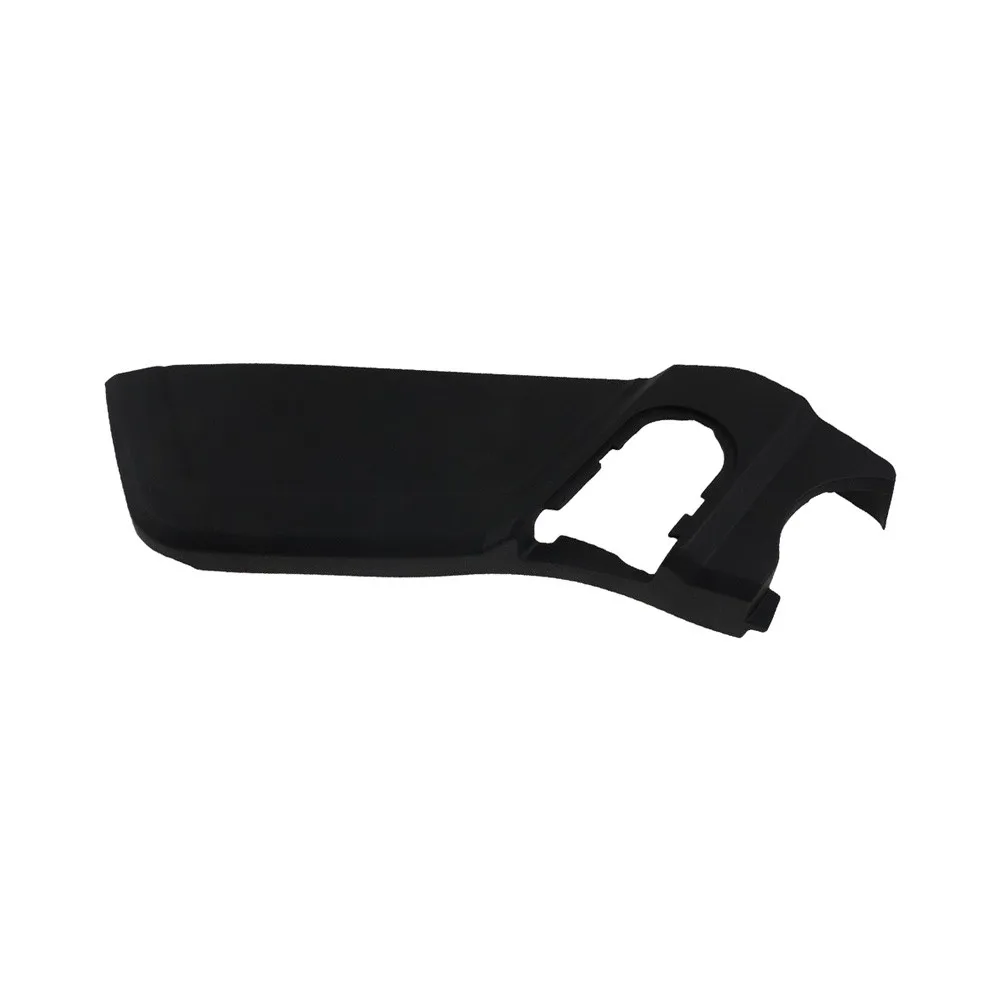 Right Hand Side Manual for outboard Seat Shield Designed for Models Produced Between 2011 and 2017 Right Hand Side