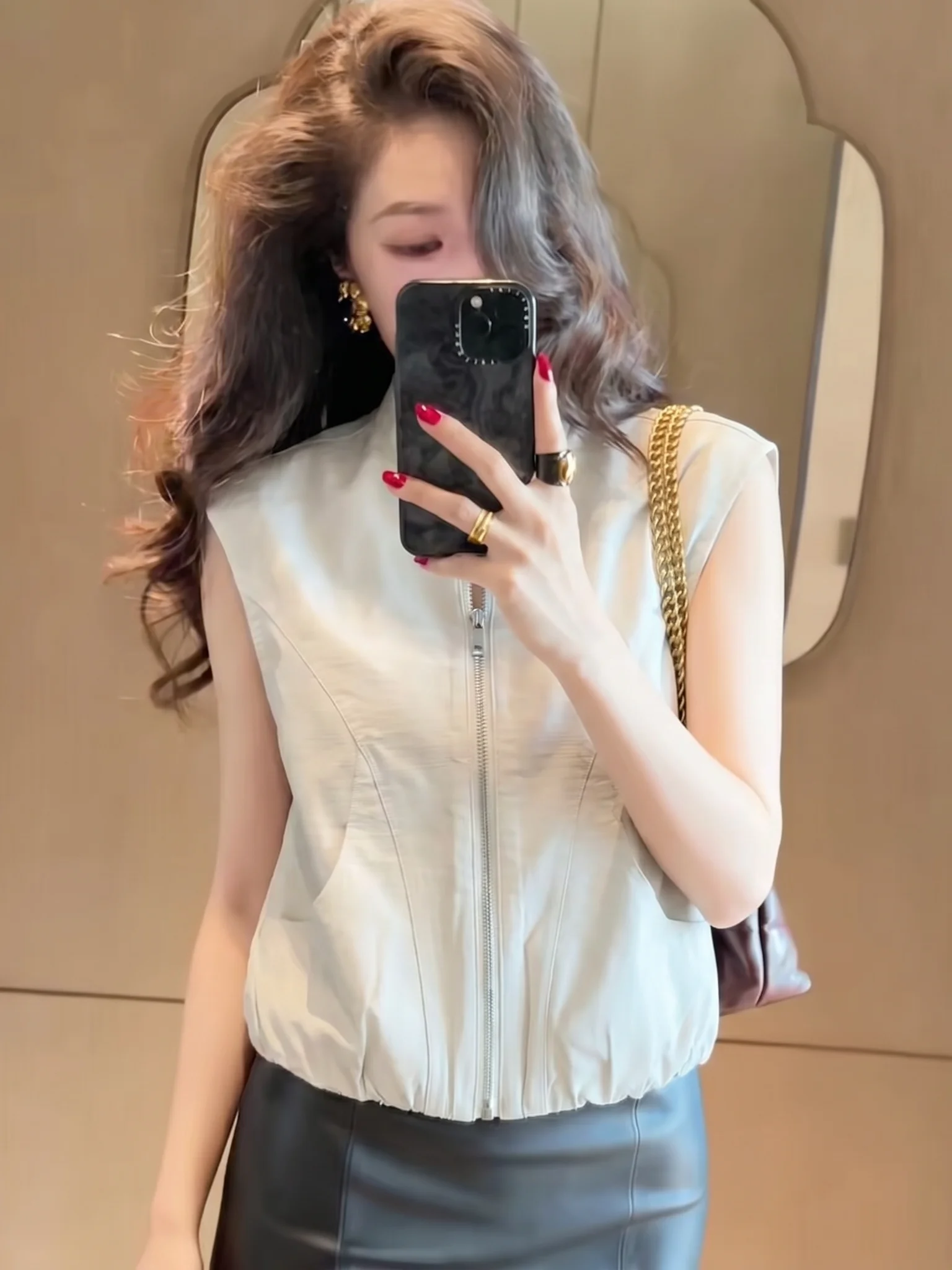 

New Advanced Short Sleeveless Vest Women Casual Simple Texture Fabric Outerwear Short Tank Top Female round Neck Zipper Closure