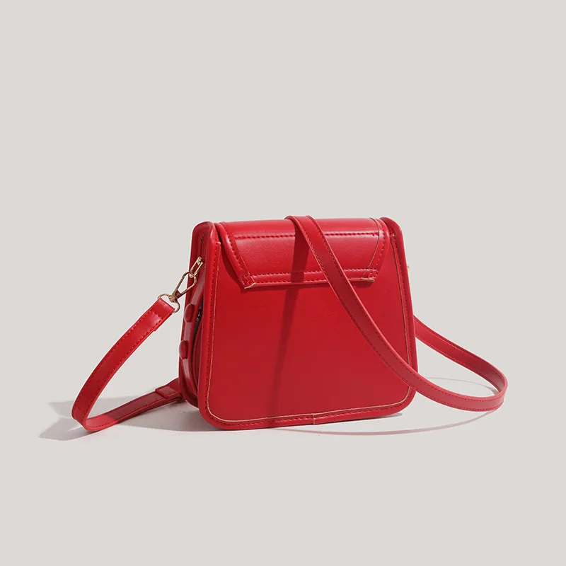 High Quality Retro Red PU Crossbody Bag 2024 Women\'s Light Luxury Magnetic Buckle Flap Underarm Bags Versatile Commuting Handbag