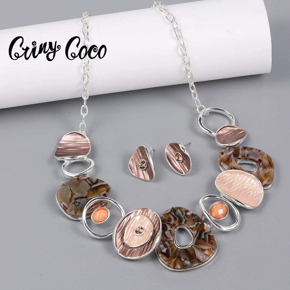 Cring Coco Necklace Earrings Sets Ladies Fashion Jewelry Zinc Alloy Atmosphere Popular Necklaces Earring Set for Women Girl 2023