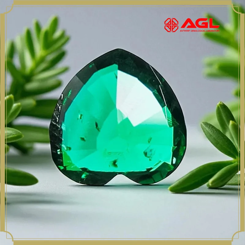 Lab Grown Zambian Emerald- Hydrothermal, Hand-Cut, Heart Cut , with Cracks Inclusions,With AGL Certificate For Jewelry