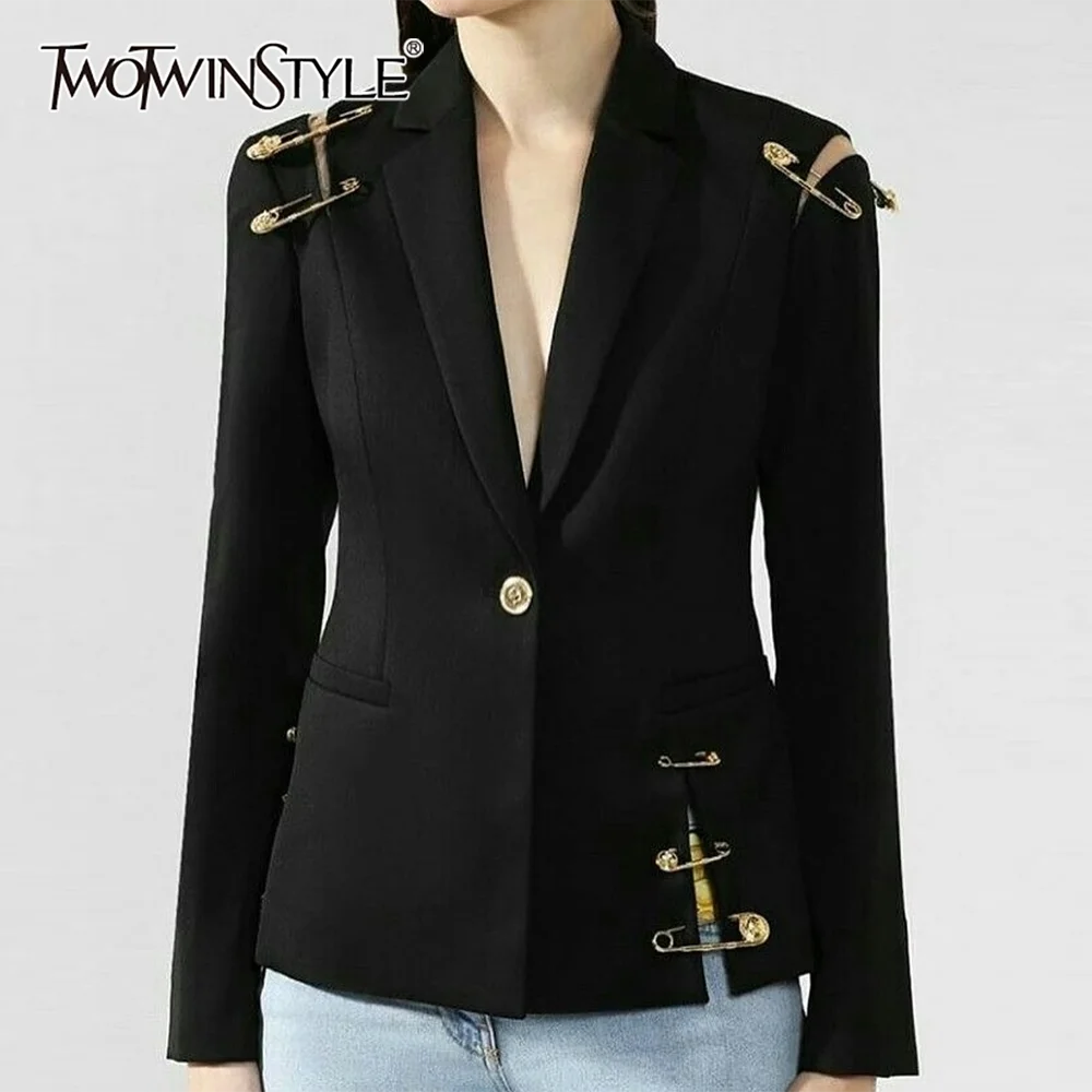 

TWOTWINSTYLE черная базовая куртка со сращенными булавками, женские утягивающие интеллектуальные женские куртки с лацканами и длинными рукавами, осенняя мода, новинка