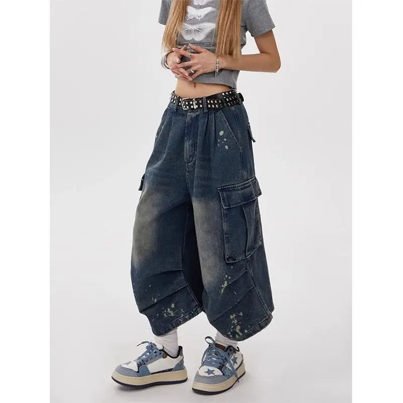 Vintage-Jeansshorts für Damen im Retro-Stil, gewaschen, Arbeitskleidung, mit mehreren Taschen, plissiertes Design, lockere, drapierte Caprihose