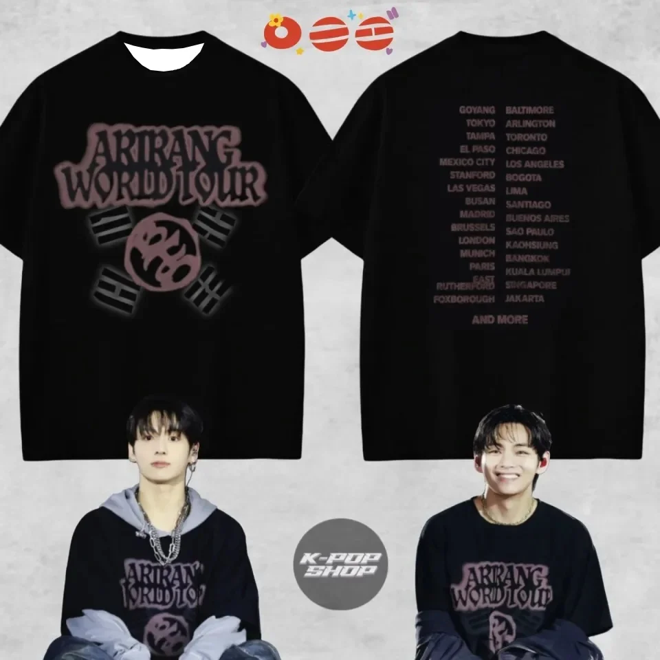 camiseta-preta-de-manga-curta-para-fas-de-kpop-com-estampa-frontal-retro-gotica-e-logo-arirang-world-tour-e-estampa-traseira-com-lista-de-cidades-e-locais-da-tour-unissex-estilo-streetwear
