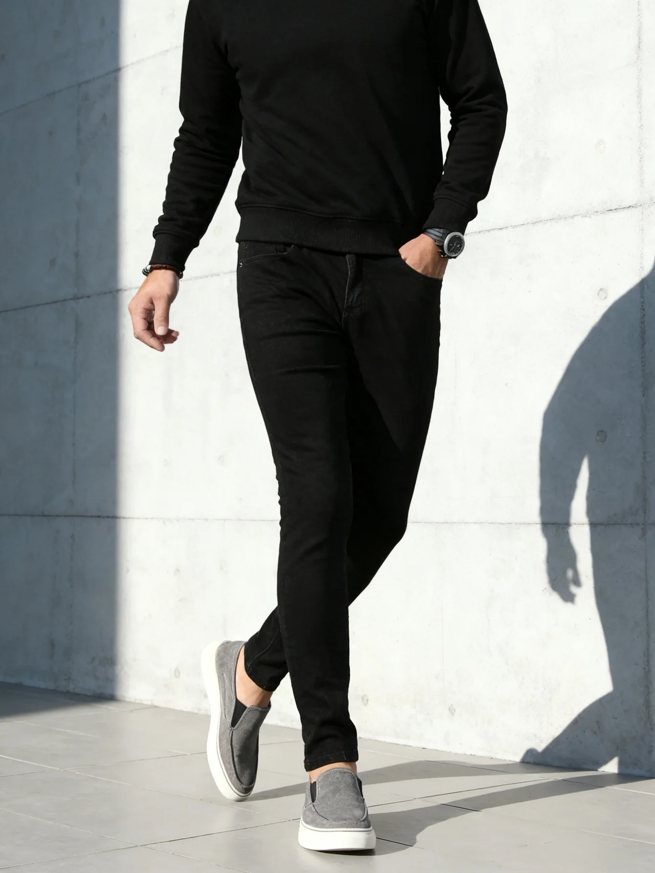 Black Slim Jeans for Man Drip Y2k Original Unisex Fashion Denim Wear No accessories or belts included