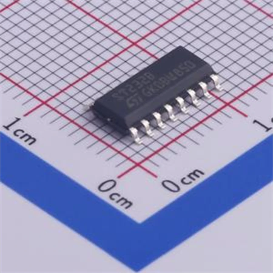 30PCS/LOT ST232BDR (RS232 ICs)