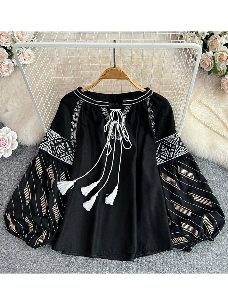 Women Spring Blouse Vintage Ethnic Style Lantern Long Sleeve V-Neck Loose Embroidery Pullover Shirt Foreigner Top D3318