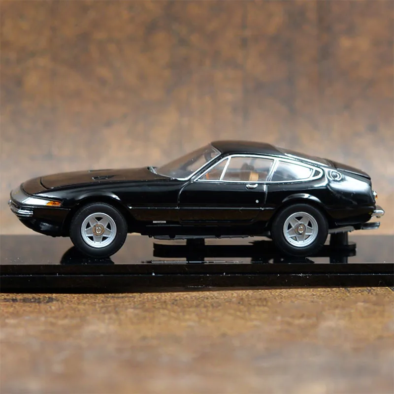 (Finish Paiting Defect)Diecast 1/43 Scale F 365GTB4 Simulation Car Alloy Model Display Decration Collectible Toy Gift Souvenir