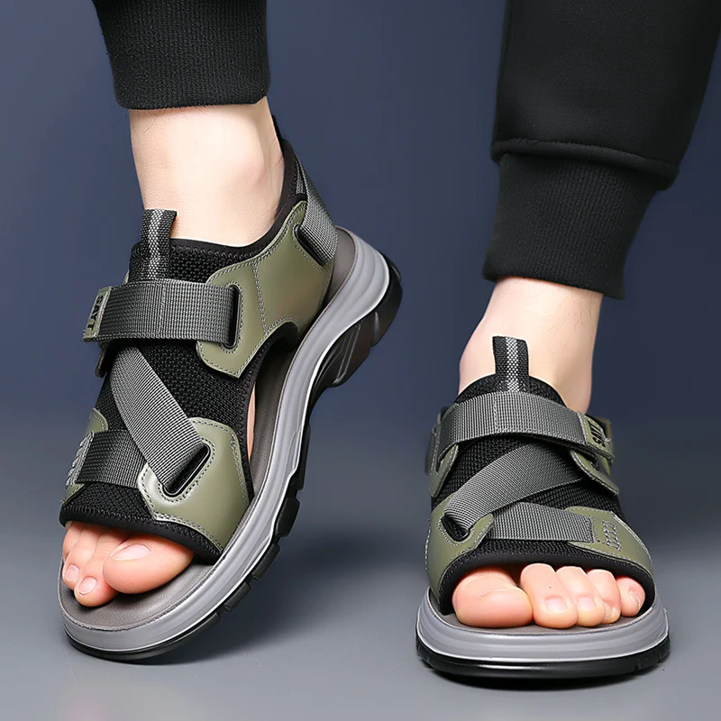 Fashion Designer Men Sandals mesh Breathable Casual Shoes for Men Outdoor summer Non Slip Beach Sandals Male Platform Sandalias image 4