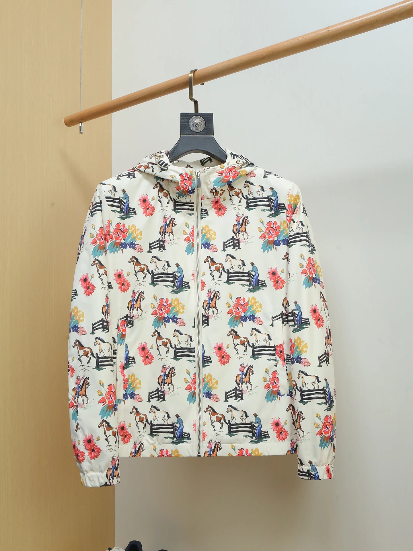 

Spring Autumn 2026 Men's Casual Printed Full Body Hooded Jaet Slim Fit Polyester Breathable Long Sve Zipper Closure Coat