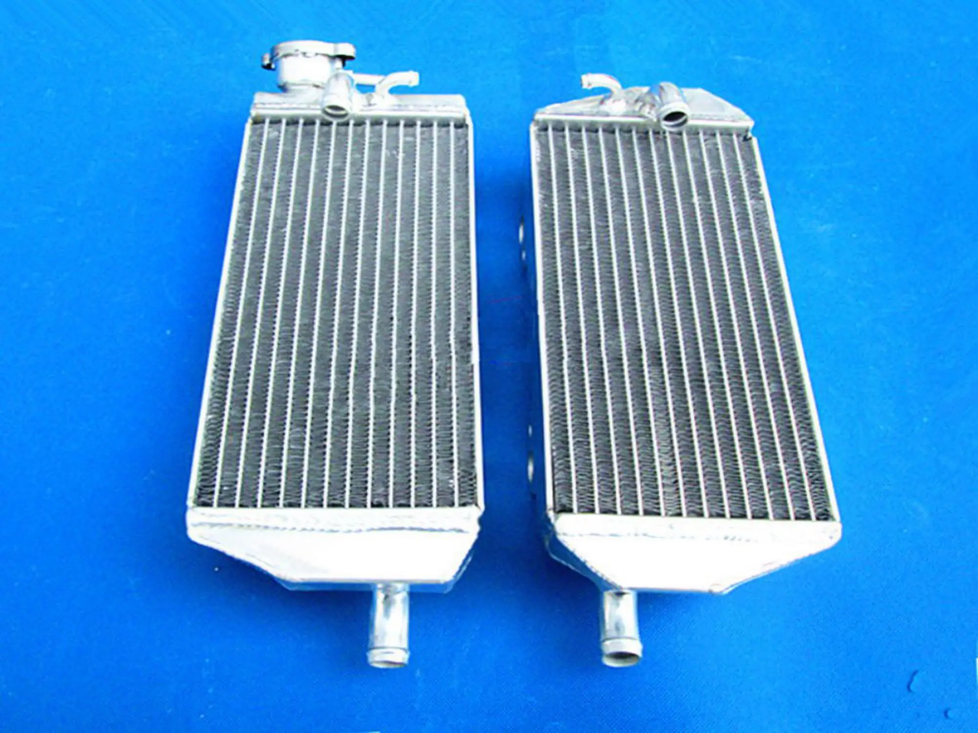 Both sides of Aluminum Radiator For 1999-2006 GAS GAS EC200 EC250 EC300 MC250 SM250  1999 2000 2001 2002 2003 2004 2005