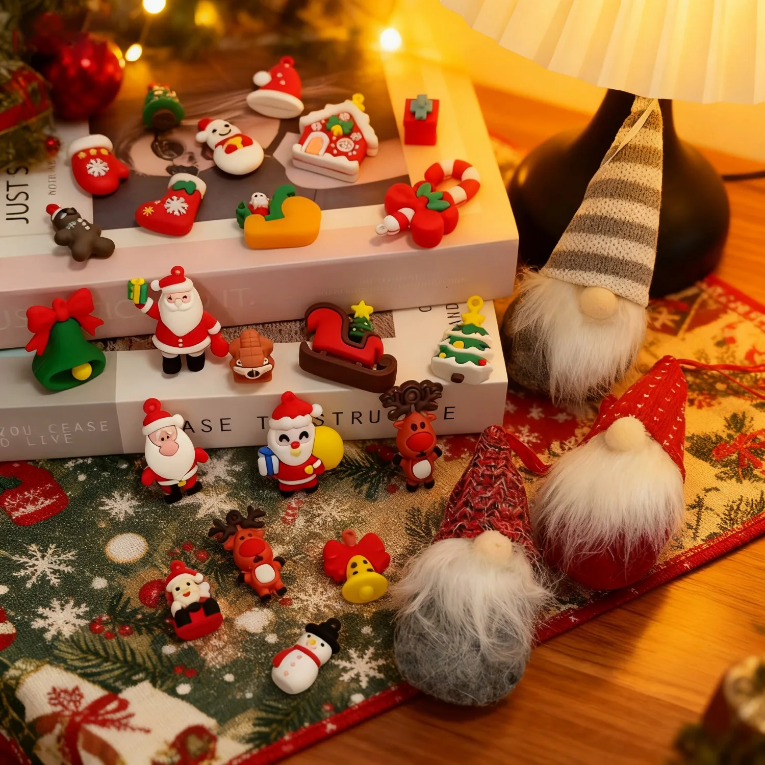 Christmas Gnome Arrival Calendar 2026: A Countdown Calendar Featuring Surprise Boxes, Perfect for Christmas Countdown Activities