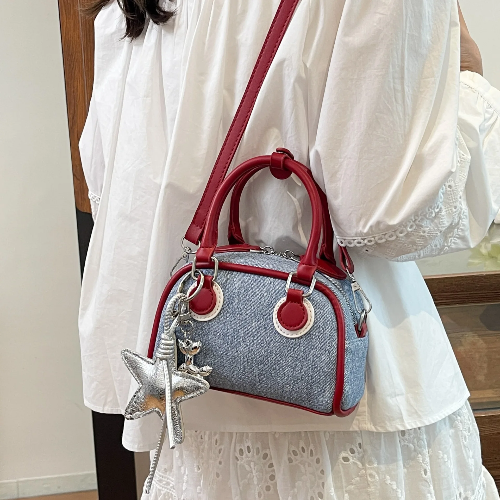 New Korean version of the comfortable handheld shell bag ins simple denim shoulder bag senior sense of crossbody women's bags