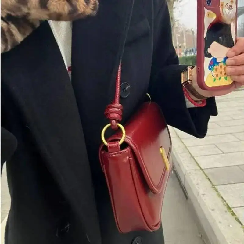 All Match Ins Vintage Fashion Shoulder Bags Office Lady Korean Chic Simple Handbags Elegant Y2k Women Retro Casual Underarm Bag