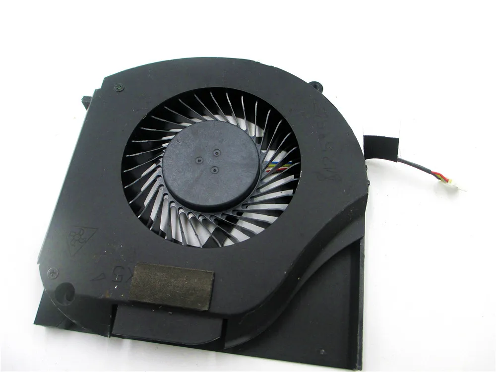 New original FAN For Dell Alienware 17 R4 COOLING FAN COOLER MG75090V1-C080-S9A 0Y0DM6 MG75090V1-C090-S9A 0V613M 0K2PKV 0FRPY8