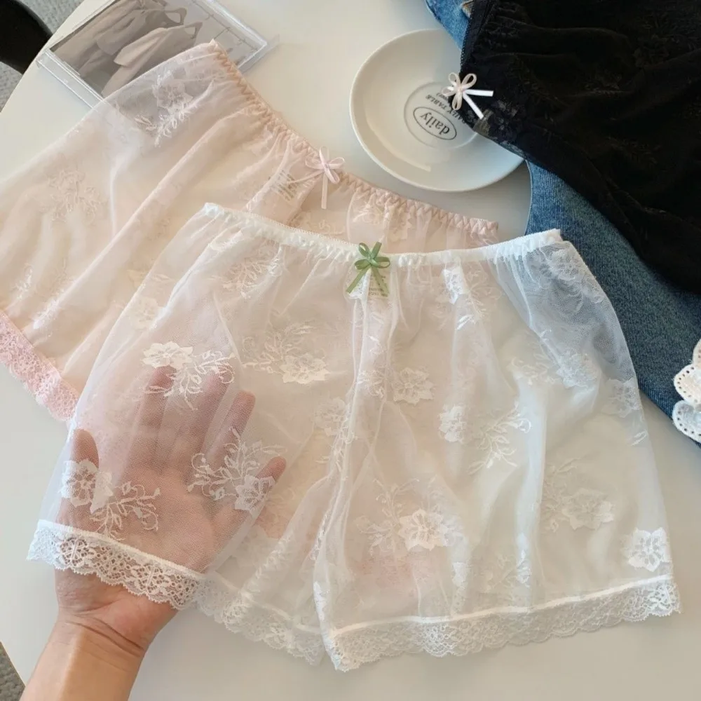 Breathable Anti-chafing Lace Slip Shorts Embroidered Loose Liner Shorts Seamless Safety Shorts Innerwear